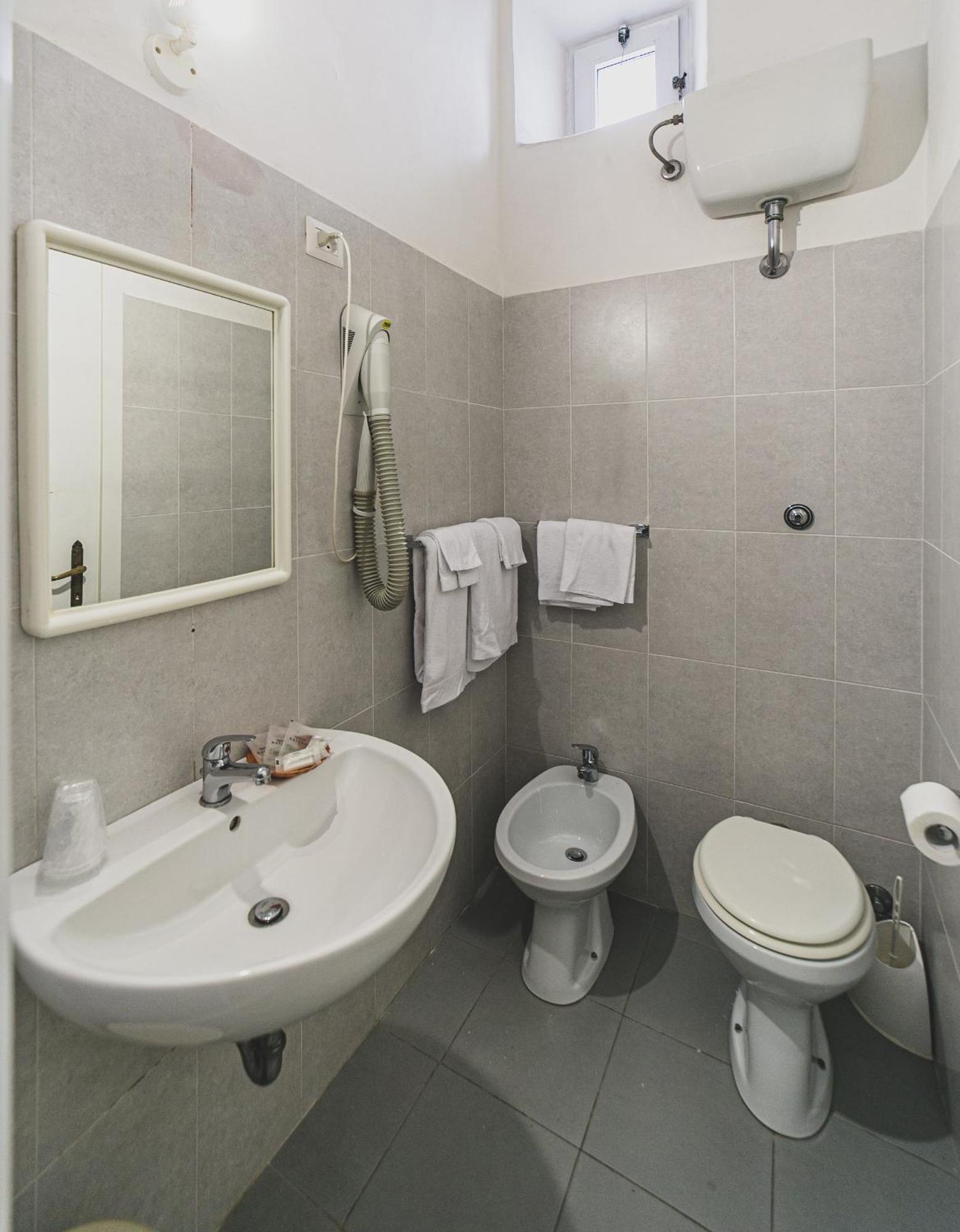 Hotel Alfiero Porto Santo Stefano  Pokój zdjęcie